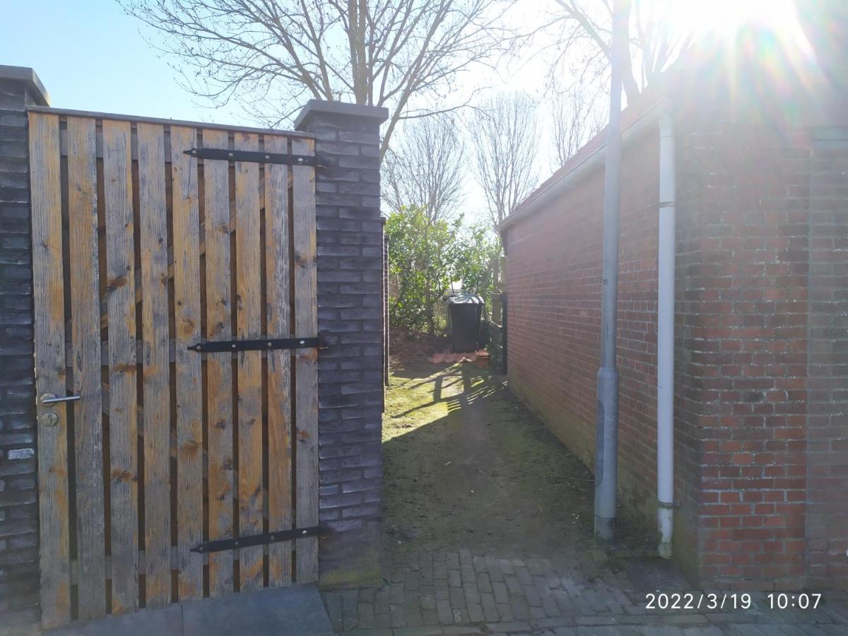 Vila The Cosy Little House With The Sundial Stavenisse Exteriér fotografie