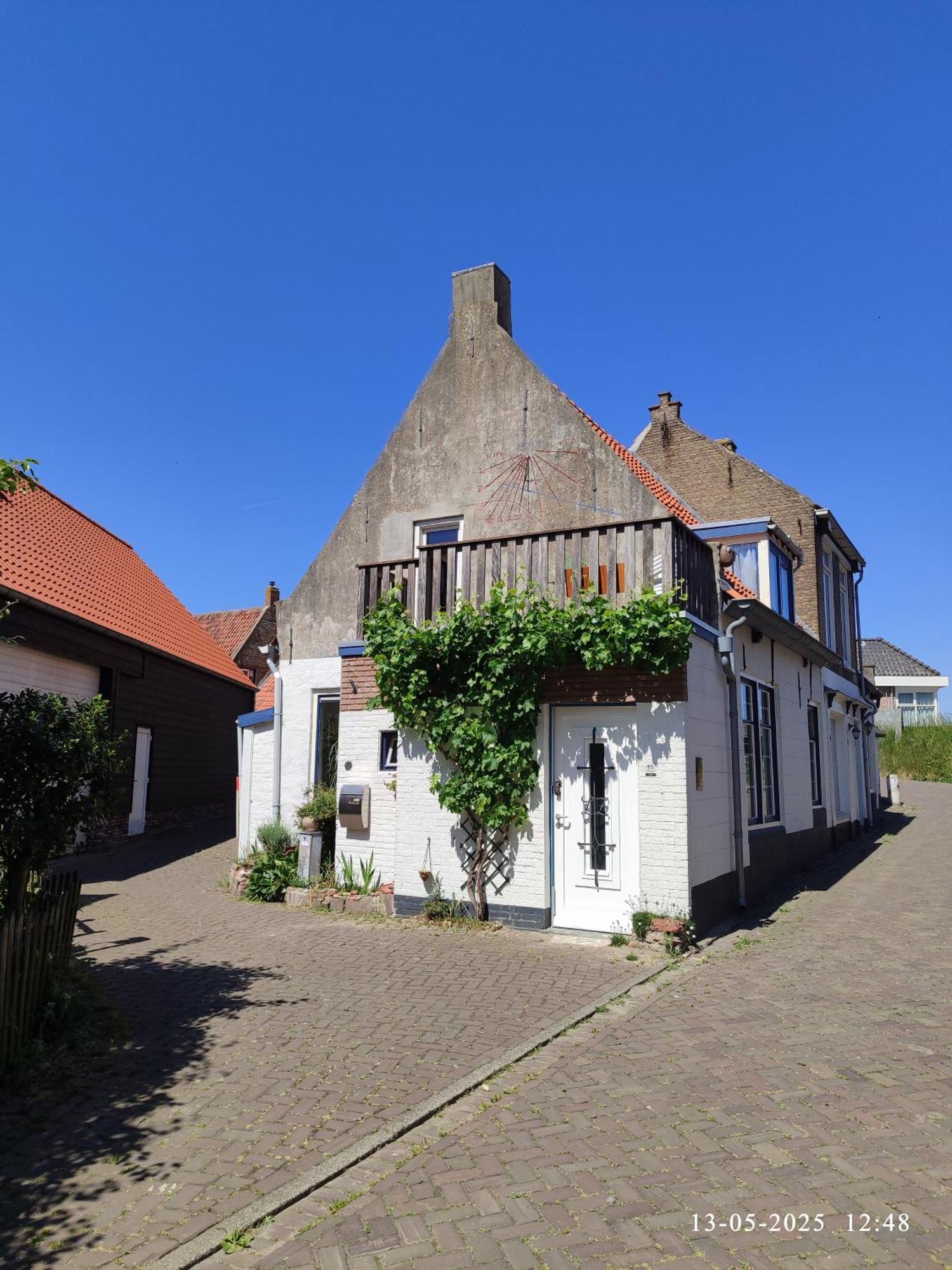 Vila The Cosy Little House With The Sundial Stavenisse Exteriér fotografie