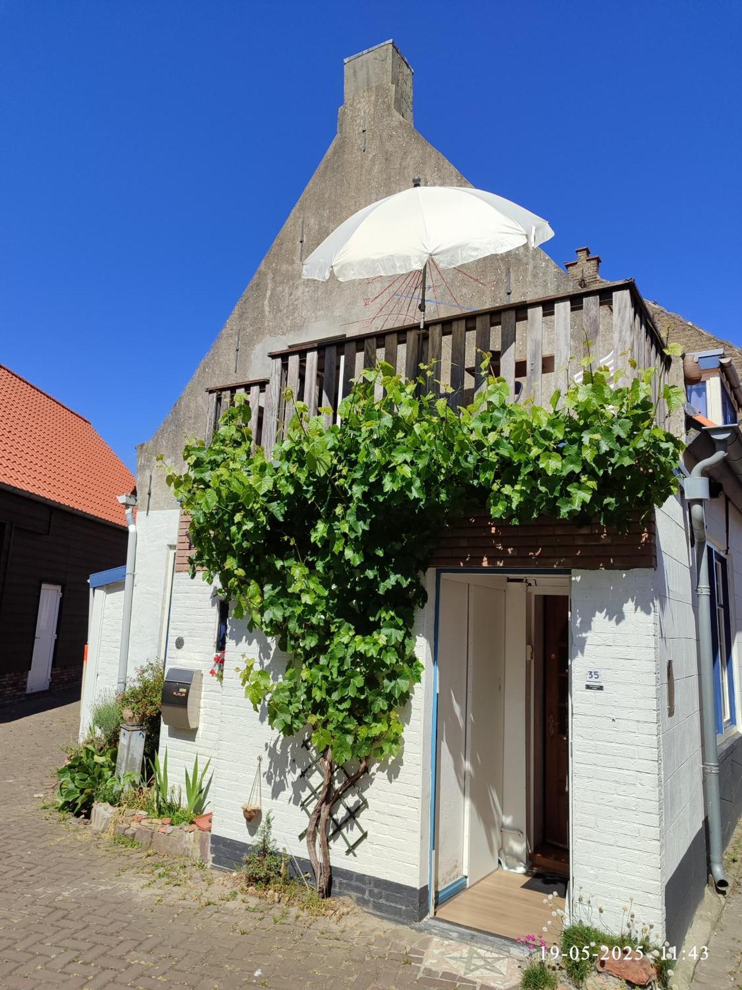 Vila The Cosy Little House With The Sundial Stavenisse Exteriér fotografie